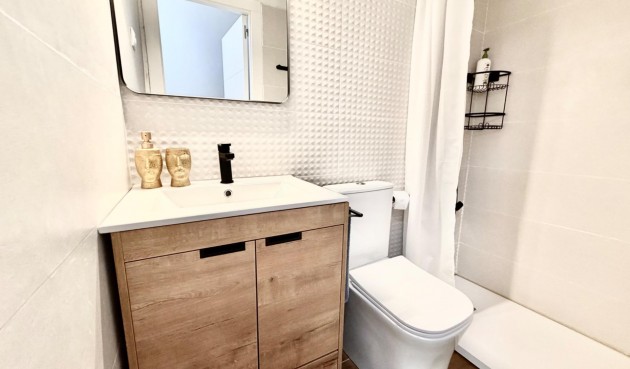 Brukt - Apartment -
Torrevieja - La Mata Pueblo