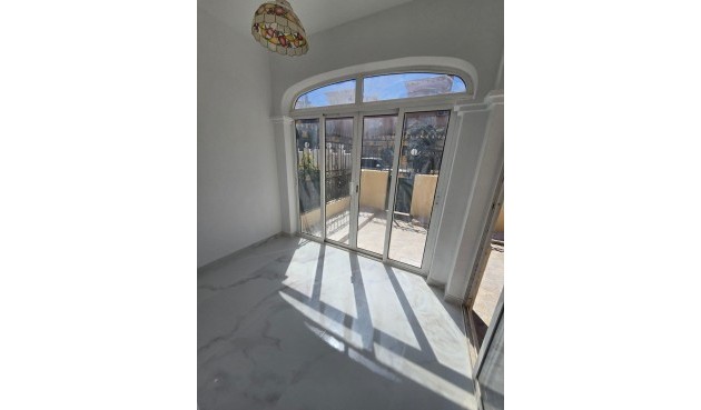 Brukt - Tosidig -
Torrevieja - Torretas