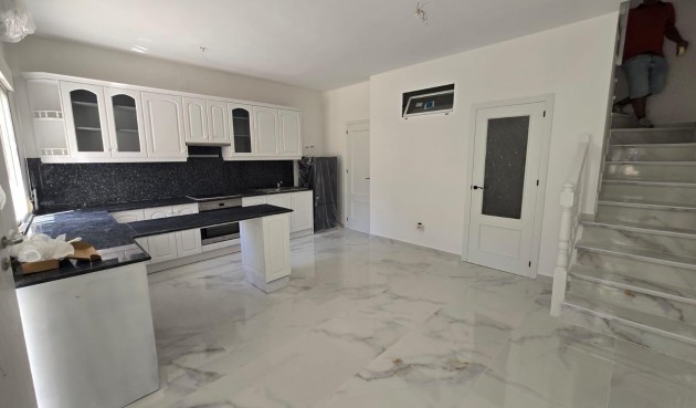 Brukt - Tosidig -
Torrevieja - Torretas