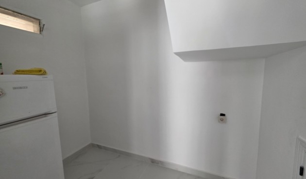 Brukt - Tosidig -
Torrevieja - Torretas