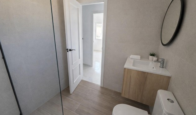 Brukt - Tosidig -
Torrevieja - Torretas