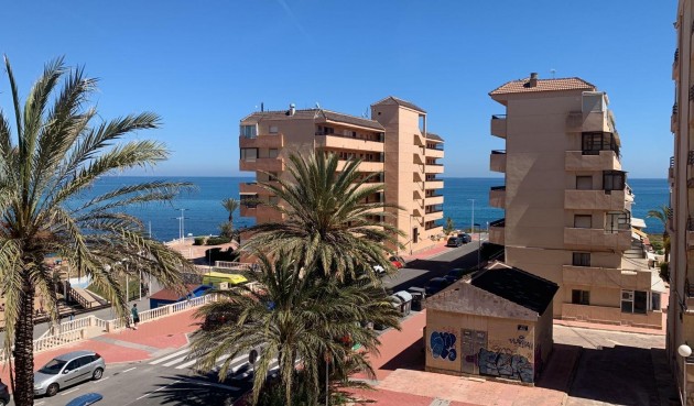 Återförsäljning - Apartment -
Torrevieja - Cabo Cervera