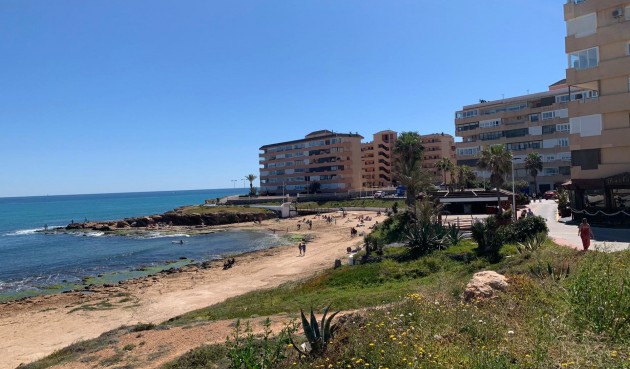 Återförsäljning - Apartment -
Torrevieja - Cabo Cervera