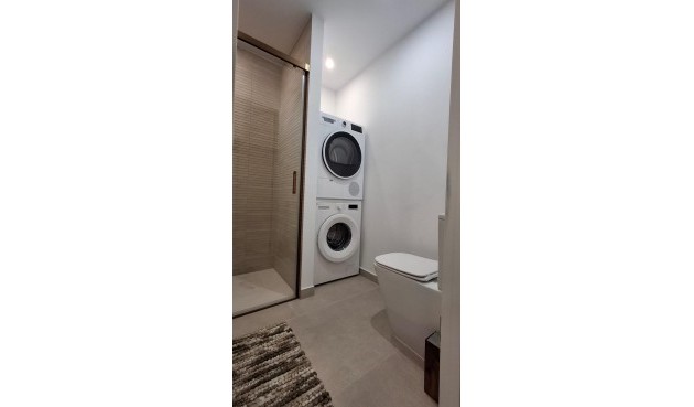 Brukt - Apartment -
Torrevieja - Acequion