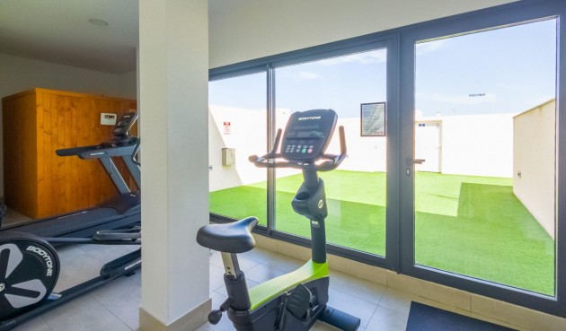 Brukt - Apartment -
Torrevieja - Estacion De Autobuses