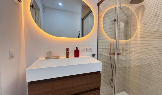 Brukt - Apartment -
Torrevieja - Acequion