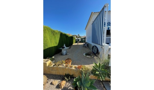 Återförsäljning - Villa -
Alfas del Pí - Costa Blanca