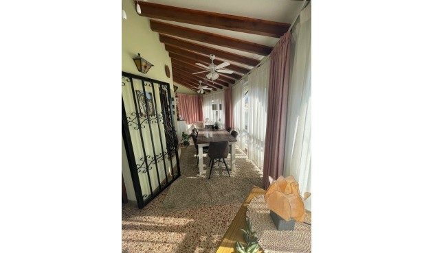 Återförsäljning - Villa -
Alfas del Pí - Costa Blanca