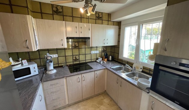 Återförsäljning - Villa -
Alfas del Pí - Costa Blanca