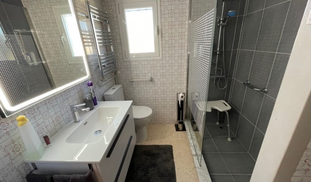 Återförsäljning - Villa -
Alfas del Pí - Costa Blanca