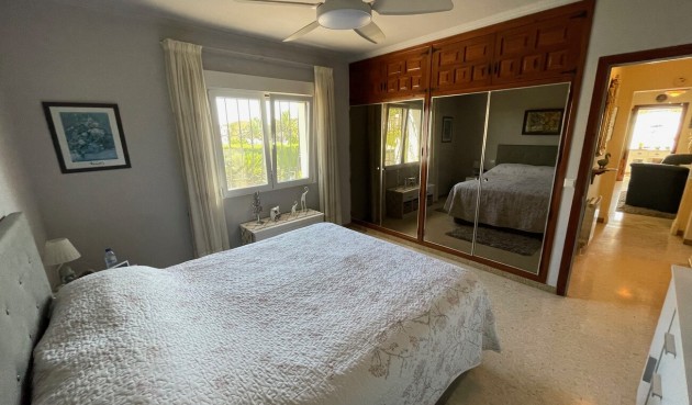 Återförsäljning - Villa -
Alfas del Pí - Costa Blanca