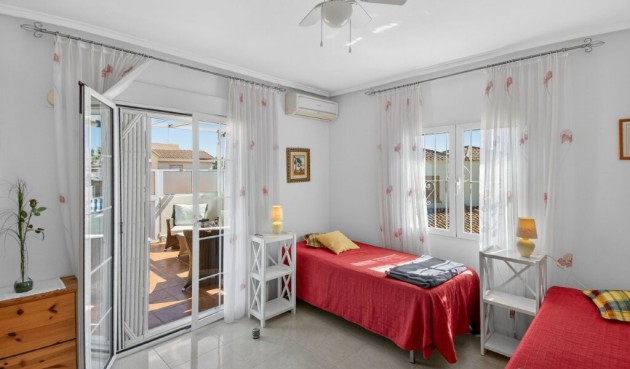 Brukt - Quad House -
Playa Flamenca - Serena III