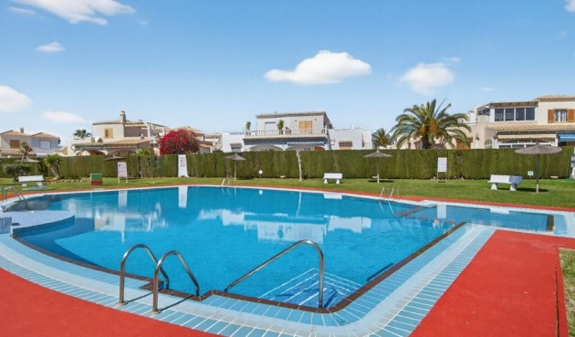 Brukt - Quad House -
Playa Flamenca - Serena III