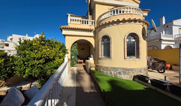 Brukt - Villa -
Orihuela Costa - Villamartín-las Filipinas