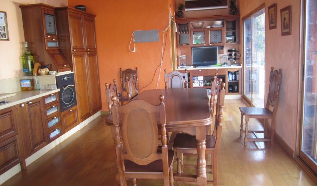 Reventa - Villa -
Los Montesinos