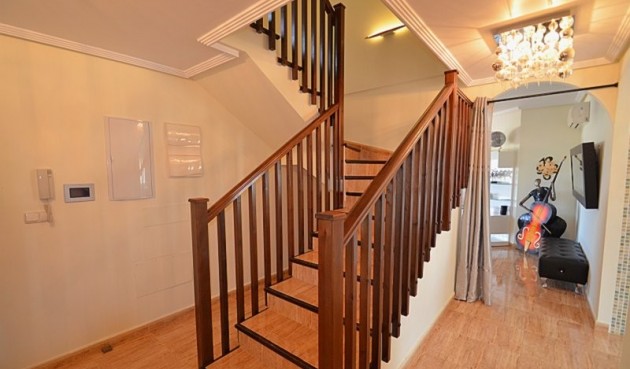 Återförsäljning - Villa -
Campos del Río - Inland