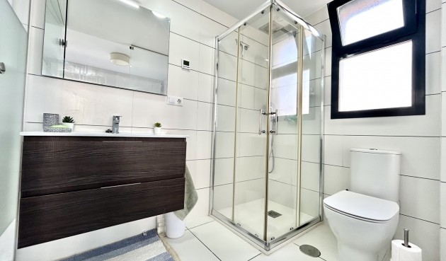 Brukt - Apartment -
Villamartin - Costa Blanca