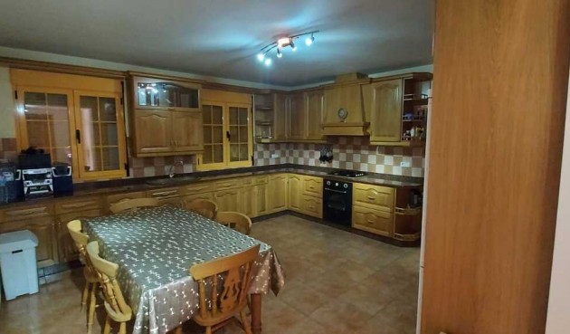 Brukt - Villa -
Calasparra - Inland