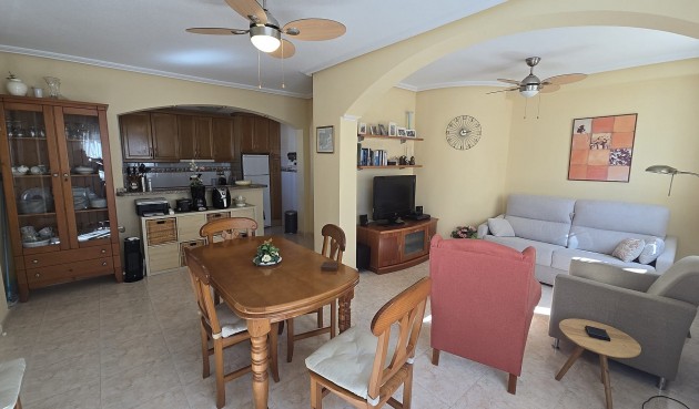 Brukt - Town House -
Orihuela Costa - Costa Blanca