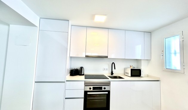 Brukt - Villa -
Villamartin - Costa Blanca