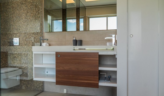 Återförsäljning - Villa -
Orihuela - Las Colinas Golf