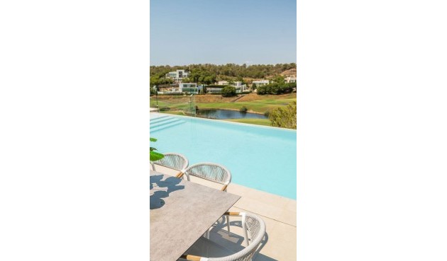 Återförsäljning - Villa -
Orihuela - Las Colinas Golf