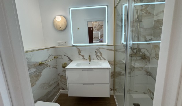 Återförsäljning - Penthouse Penthouse -
Punta Prima - Costa Blanca