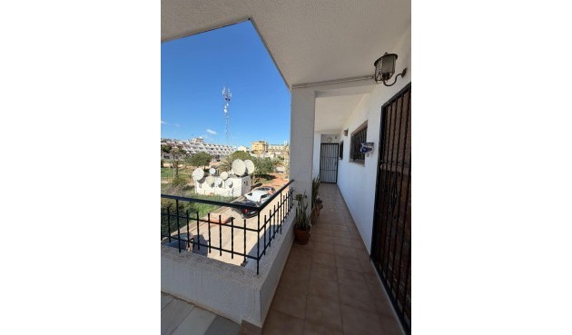 Återförsäljning - Apartment -
Torrevieja - Punta Prima