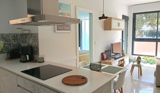 Brukt - Apartment -
Torrevieja - Estacion De Autobuses