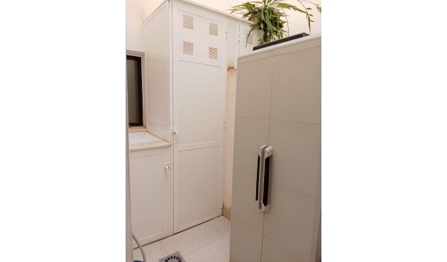 Brukt - Apartment -
Torrevieja - Estacion De Autobuses