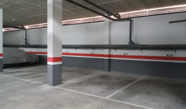 Brukt - Apartment -
Torrevieja - Estacion De Autobuses