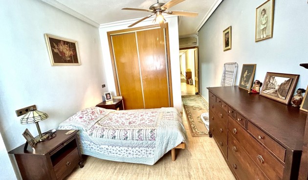 Brukt - Apartment -
Almoradí - Inland