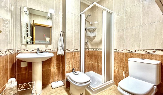 Brukt - Apartment -
Almoradí - Inland