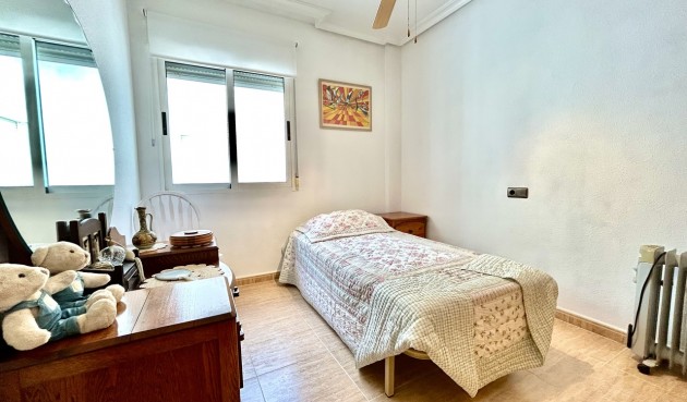 Brukt - Apartment -
Almoradí - Inland