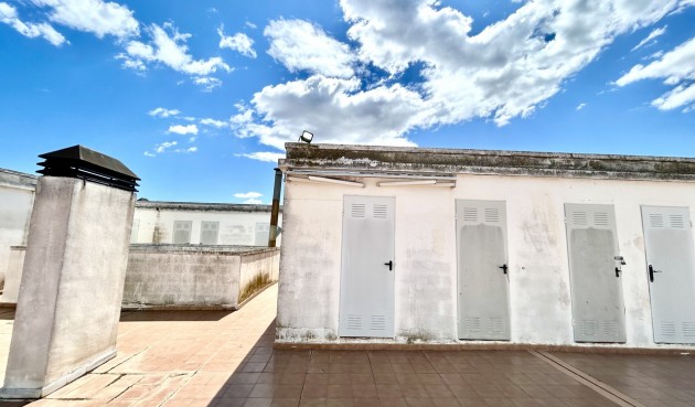 Brukt - Apartment -
Almoradí - Inland