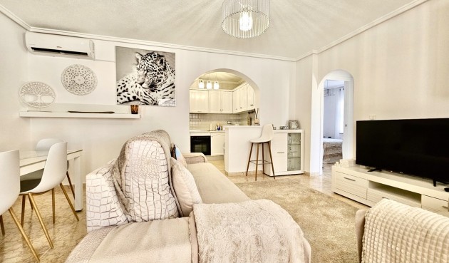 Återförsäljning - Town House -
Punta Prima - Costa Blanca