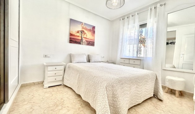 Återförsäljning - Town House -
Punta Prima - Costa Blanca