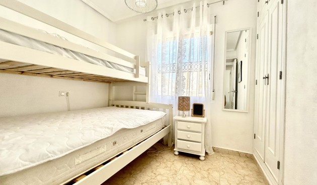 Återförsäljning - Town House -
Punta Prima - Costa Blanca