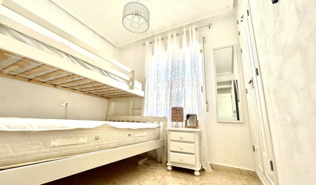 Återförsäljning - Town House -
Punta Prima - Costa Blanca