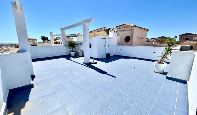 Återförsäljning - Town House -
Punta Prima - Costa Blanca