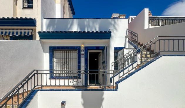 Brukt - Town House -
Orihuela Costa - Costa Blanca