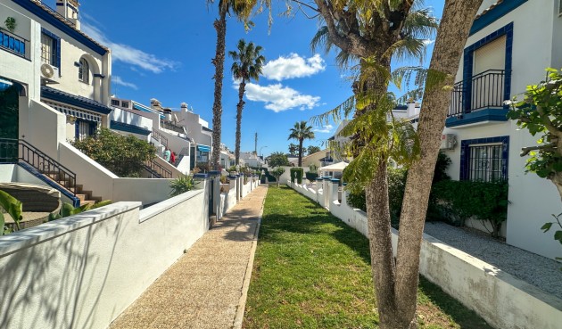 Brukt - Town House -
Orihuela Costa - Costa Blanca