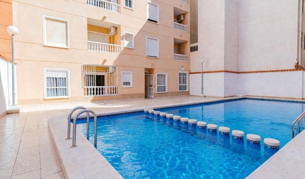 Brukt - Apartment -
Torrevieja - Habaneras