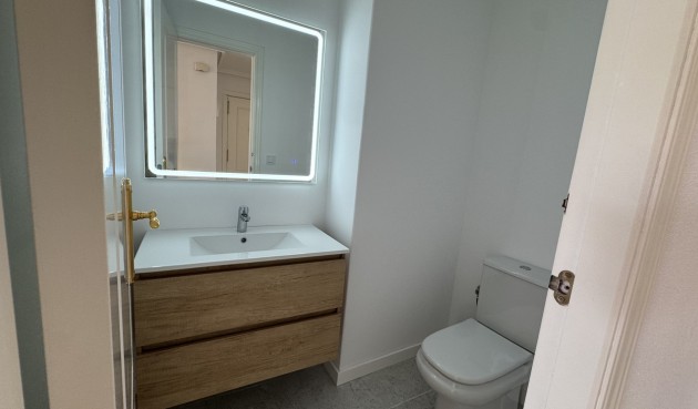 Brukt - Apartment -
Lomas De Campoamor - Costa Blanca