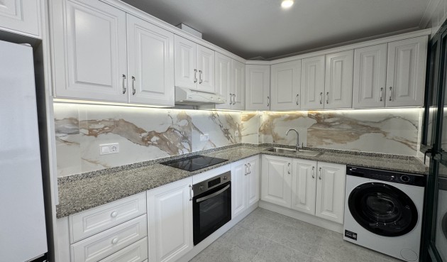 Brukt - Apartment -
Lomas De Campoamor - Costa Blanca