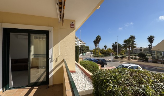 Brukt - Apartment -
Lomas De Campoamor - Costa Blanca