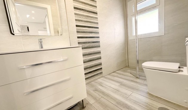 Brukt - Villa -
La Torre Golf Resort - Inland