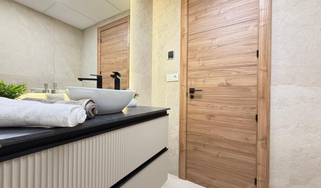 Brukt - Apartment -
Torrevieja - Playa del Cura