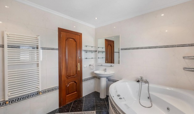 Brukt - Villa -
Rojales - Pueblo Bravo