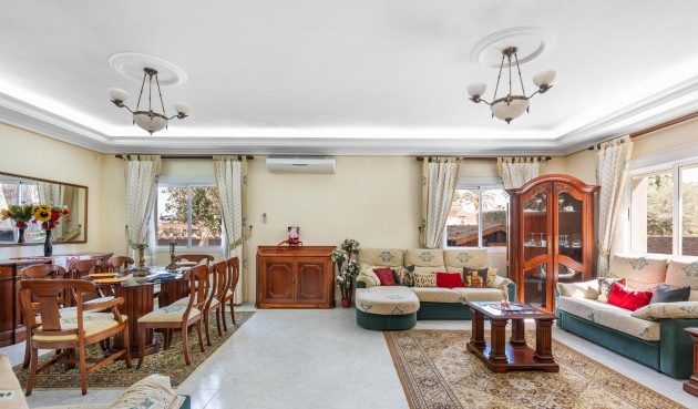 Brukt - Villa -
Rojales - Pueblo Bravo